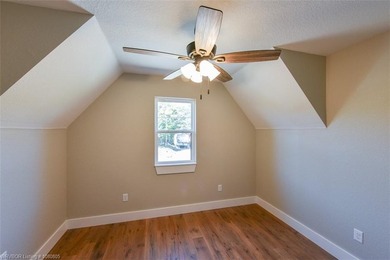 Builder came in under budget and is passing savings on to the - photo 24