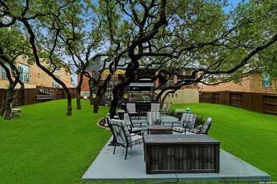 Luxury Living in The Terraces at Encino Park. Welcome to this - photo 31