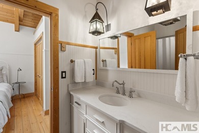 Lake Glenville Luxury Retreat: Private Dock, Designer Renovation - photo 42