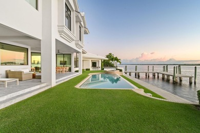 Experience the pinnacle of waterfront luxury with this - photo 49