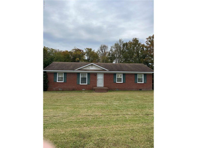 Lake Speight Home For Sale in Suffolk Virginia