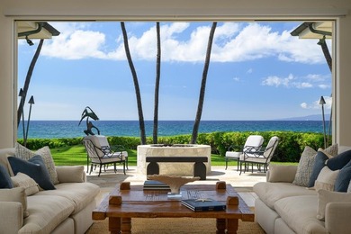 Experience the pinnacle of oceanfront luxury in this stunning, 5 - photo 3