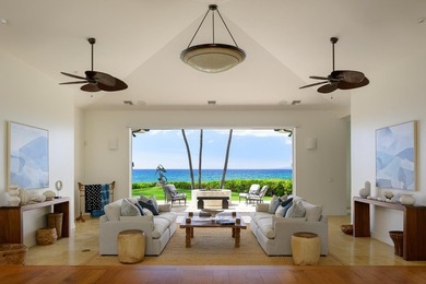 Experience the pinnacle of oceanfront luxury in this stunning, 5 - photo 8