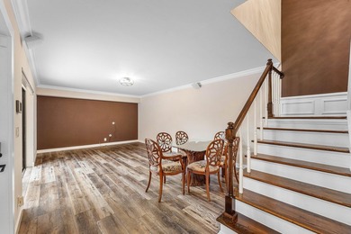 Welcome to Waterford Courtyards! This beautifully updated - photo 17