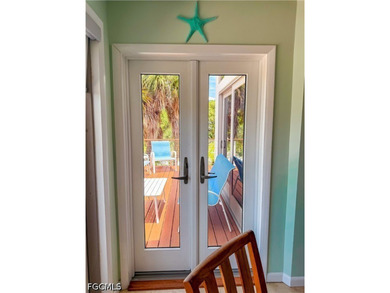 541 Gulf Lane - Steps to the Sand with Sweeping Water Views & - photo 18