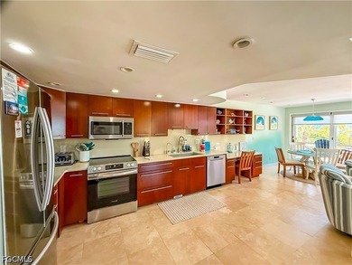 541 Gulf Lane - Steps to the Sand with Sweeping Water Views & - photo 19