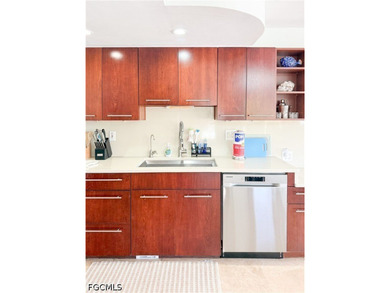 541 Gulf Lane - Steps to the Sand with Sweeping Water Views & - photo 21