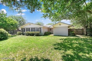 Welcome to this charming 3BR/2BA solid brick home on a spacious - photo 21