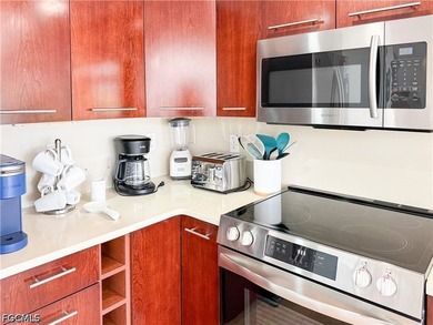 541 Gulf Lane - Steps to the Sand with Sweeping Water Views & - photo 22