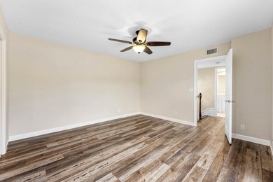 Welcome to Waterford Courtyards! This beautifully updated - photo 23
