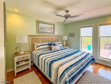 541 Gulf Lane - Steps to the Sand with Sweeping Water Views & - photo 24