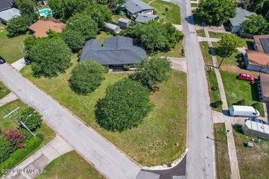 Welcome to this charming 3BR/2BA solid brick home on a spacious - photo 27