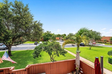 Welcome to Waterford Courtyards! This beautifully updated - photo 32