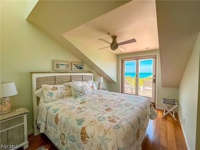 541 Gulf Lane - Steps to the Sand with Sweeping Water Views & - photo 33