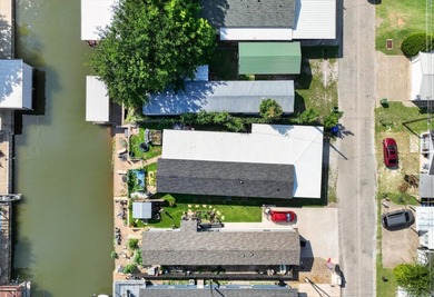 Welcome to Lake Granbury canal living on the Acton side of town - photo 3