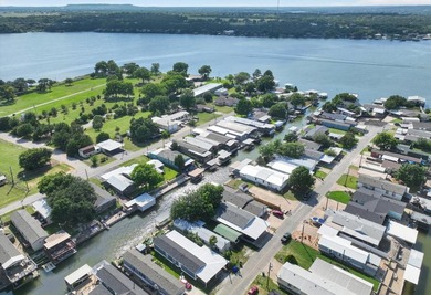 Welcome to Lake Granbury canal living on the Acton side of town - photo 4