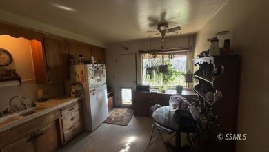This charming 2 bed, 1 bath home sits on a quiet Lake Isabella - photo 7