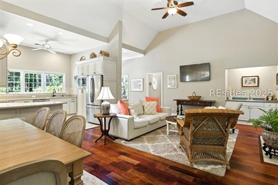 This furnished, well-maintained 3BR/2BA, 1,978 sq ft home offers - photo 11