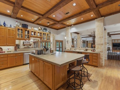 EXTRAORDINARY ALEDO ESTATE that so many have dreamt of owning is - photo 14