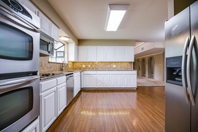 Beautiful 4-bedroom, 2.5-bath, two-story family home located on - photo 15