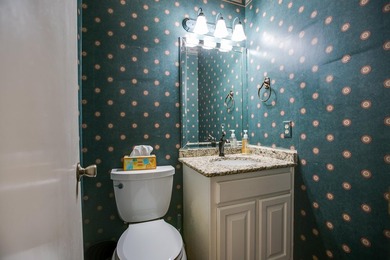 Beautiful 4-bedroom, 2.5-bath, two-story family home located on - photo 17
