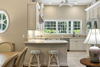 This furnished, well-maintained 3BR/2BA, 1,978 sq ft home offers - photo 18