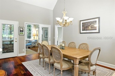 This furnished, well-maintained 3BR/2BA, 1,978 sq ft home offers - photo 19