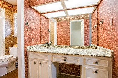 Beautiful 4-bedroom, 2.5-bath, two-story family home located on - photo 22