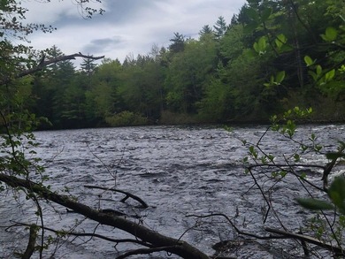 Start making memories in Western Maine on the Ossipee River at - photo 3