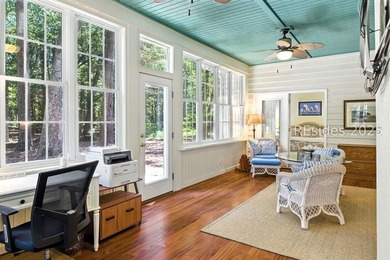 This furnished, well-maintained 3BR/2BA, 1,978 sq ft home offers - photo 25