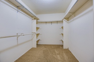 Beautiful 4-bedroom, 2.5-bath, two-story family home located on - photo 25