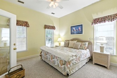 This furnished, well-maintained 3BR/2BA, 1,978 sq ft home offers - photo 26