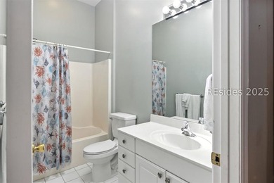 This furnished, well-maintained 3BR/2BA, 1,978 sq ft home offers - photo 29