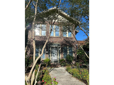 One of a kind two story brick duplex in the heart of Old - photo 2