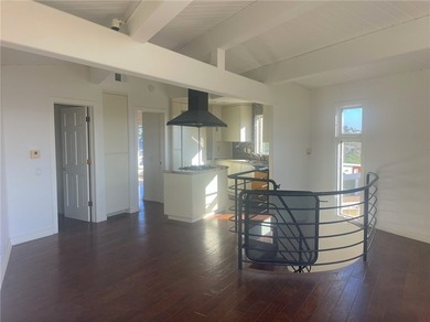 989 Miramar St - photo 7
