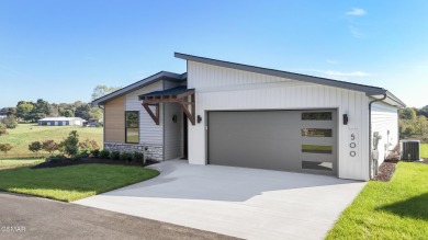 (private lake, pond, creek) Home For Sale in Morristown Tennessee