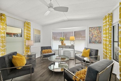 This is it! Sought-after Laurelwood Estates where there is NO - photo 3