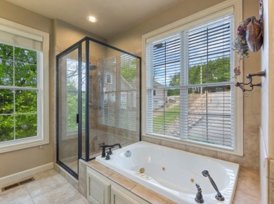 Beautiful Waterfront Home - photo 15