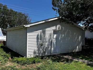 This charming 3-bedroom, 2 bath home has been the backdrop for - photo 14