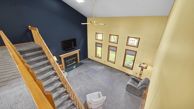 Welcome home to this beautifully maintained home on a desirable - photo 14