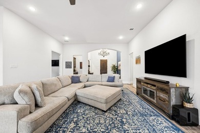 Welcome to 2700 Castlebridge in desired Waterford Point - The - photo 15
