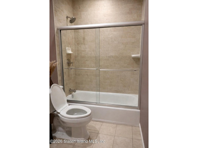Sophisticated 2-bedroom + loft townhouse condo offering over 1 - photo 20