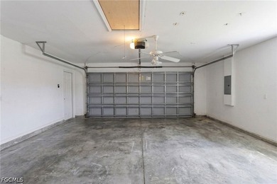 Luxuriously renovated and truly move-in ready! Like new, but - photo 25