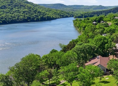 Beautiful Waterfront Home - photo 2