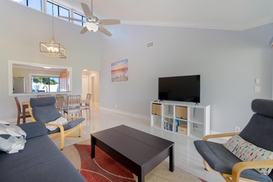 Beautiful waterfront 2-bedroom, 2-bathroom villa with an - photo 13