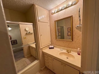 Spend many relaxing hours at this lovely 2 bedroom, 1.5 bath - photo 14
