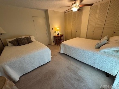 Spend many relaxing hours at this lovely 2 bedroom, 1.5 bath - photo 16