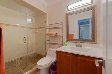 Beautiful waterfront 2-bedroom, 2-bathroom villa with an - photo 22