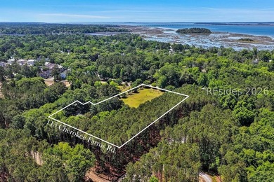 4.02 Acres with Residence and Surrounded by The Beautiful - photo 3