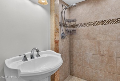 PRICE REDUCTION!!!!! Beautiful renovated home on oversized lot - photo 34